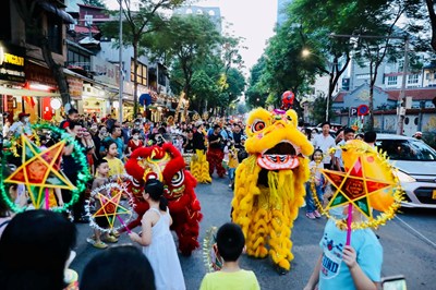 Trải nghiệm văn hóa và sáng tạo trong Lễ hội Trung thu 2026