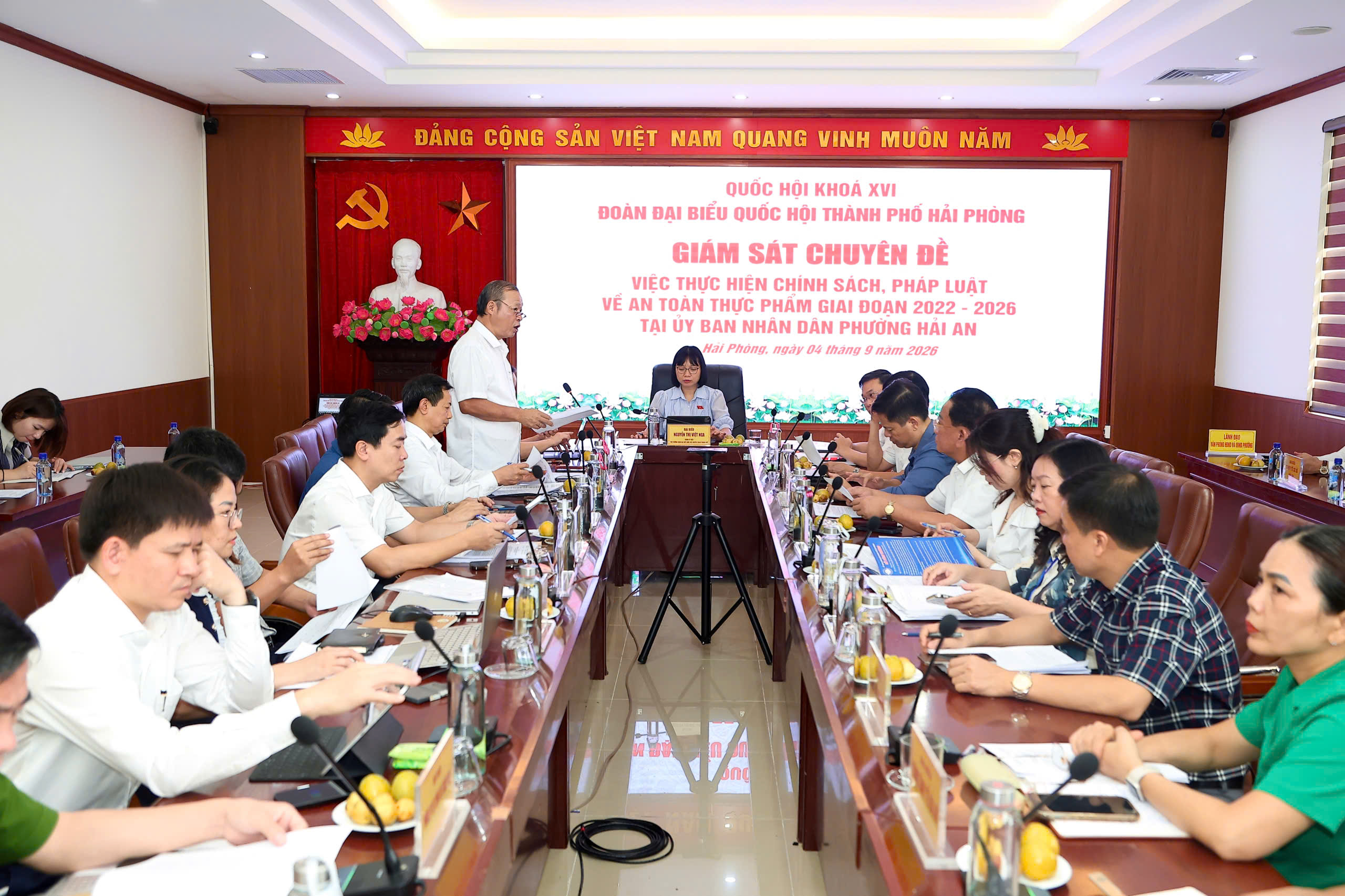 Đoàn đại biểu Quốc hội thành phố giám sát chuyên đề việc thực hiện chính sách, pháp luật về an toàn thực phẩm tại phường Hải An