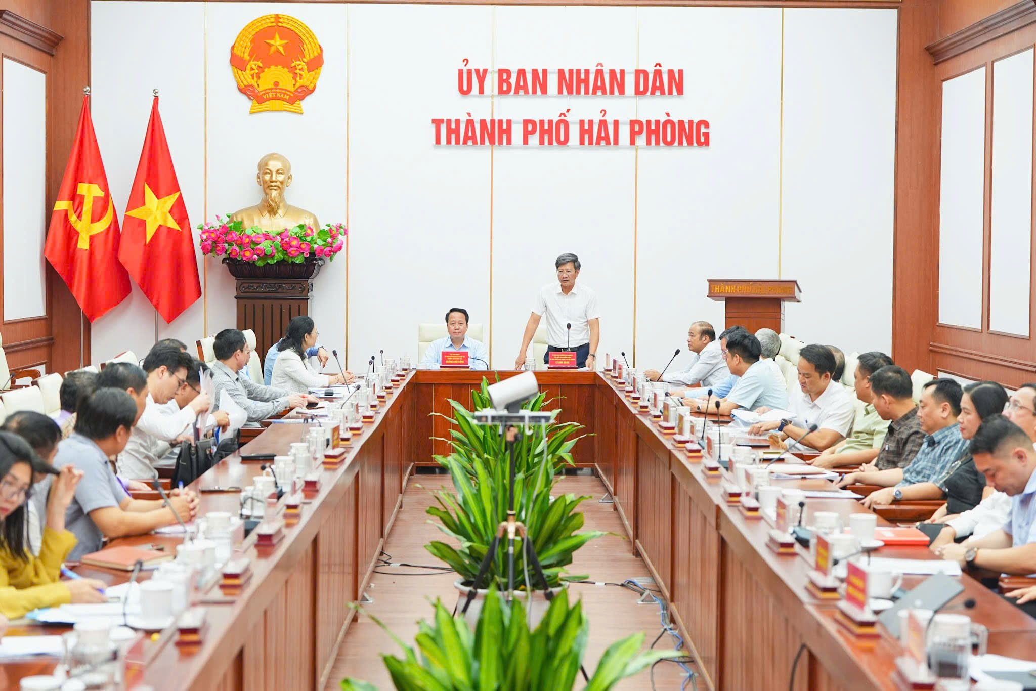 Ủy ban Dân nguyện và Giám sát của Quốc hội làm việc với UBND thành phố về công tác tiếp công dân, giải quyết khiếu nại, tố cáo
