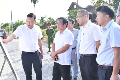 Chủ tịch HĐND thành phố làm việc với xã Việt Khê việc giải quyết kiến nghị cử tri góp phần phát triển kinh tế xã hội của địa phương