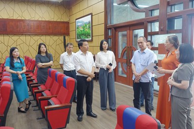 Ban Văn hóa - Xã hội HĐND thành phố giám sát chuyên đề việc thực hiện quy định pháp luật về quản lý và sử dụng các thiết chế văn hóa, thể thao trên địa bàn phường Lê Thanh Nghị