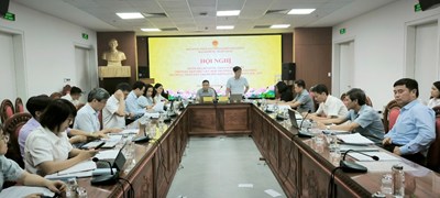 Ban Kinh tế - Ngân sách thẩm tra các hồ sơ dự thảo nghị quyết, báo cáo lĩnh vực tài chính - ngân sách trình Kỳ họp thường lệ giữa năm 2026 HĐND thành phố khóa XVII