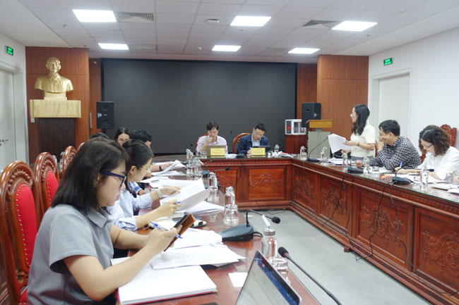 Ban Kinh tế - Ngân sách HĐND thành phố họp thẩm tra các tờ trình, dự thảo nghị quyết trình tại Kỳ họp thứ 31 HĐND thành phố