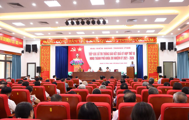 Tổ đại biểu số 4 HĐND thành phố tiếp xúc cử tri quận Lê Chân thông báo kết quả Kỳ họp thứ 18 HĐND thành phố khoá XVI
