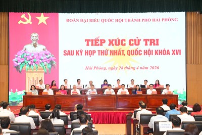 Thủ tướng Chính phủ Lê Minh Hưng cùng Đoàn đại biểu Quốc hội Hải Phòng tiếp xúc cử tri báo cáo kết quả Kỳ họp thứ Nhất, Quốc hội khóa XVI