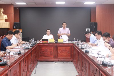 Ban Pháp chế Hội đồng nhân dân thành phố giám sát việc giải quyết, trả lời kiến nghị của cử tri với Sở Xây dựng, Sở Nông nghiệp và Môi trường